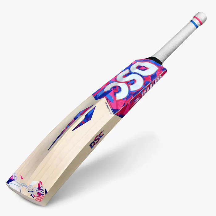 DSC Intense Attitude English Willow Cricket Bat - Image 2