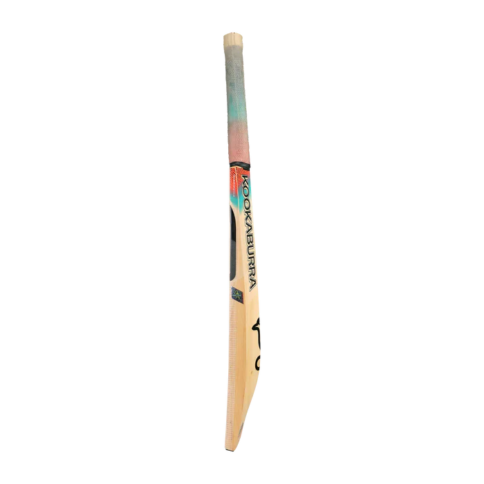 Kookaburra Aura 4.1 Junior Cricket Bat - Image 5