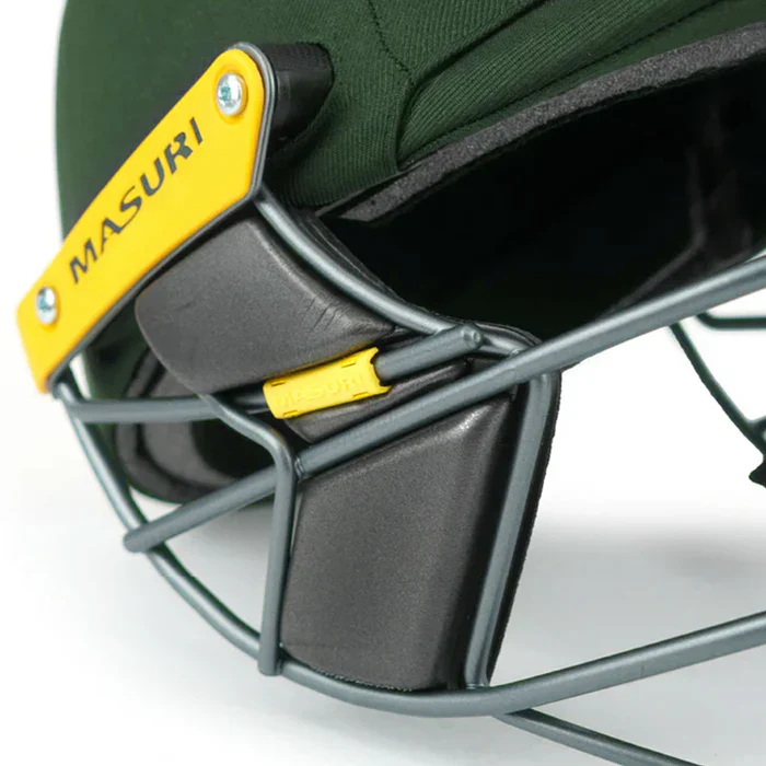 Masuri E Line Steel Cricket Helmet Green - Image 2