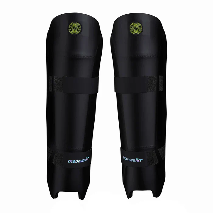 Moonwalkr Wicketkeeping Shin Guard - Image 14